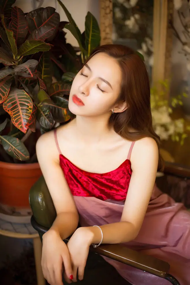 大竹广州高端商务伴游晓雯