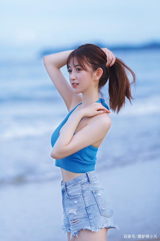 大竹南京高端伴游学生兼职伴游谭莉娜